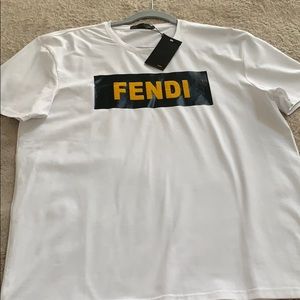 Men’s Fendi T shirt